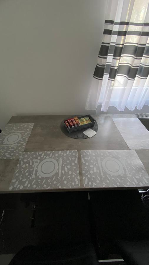 M.B.A. Apartments Karlovac Bagian luar foto