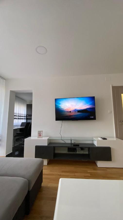 M.B.A. Apartments Karlovac Bagian luar foto